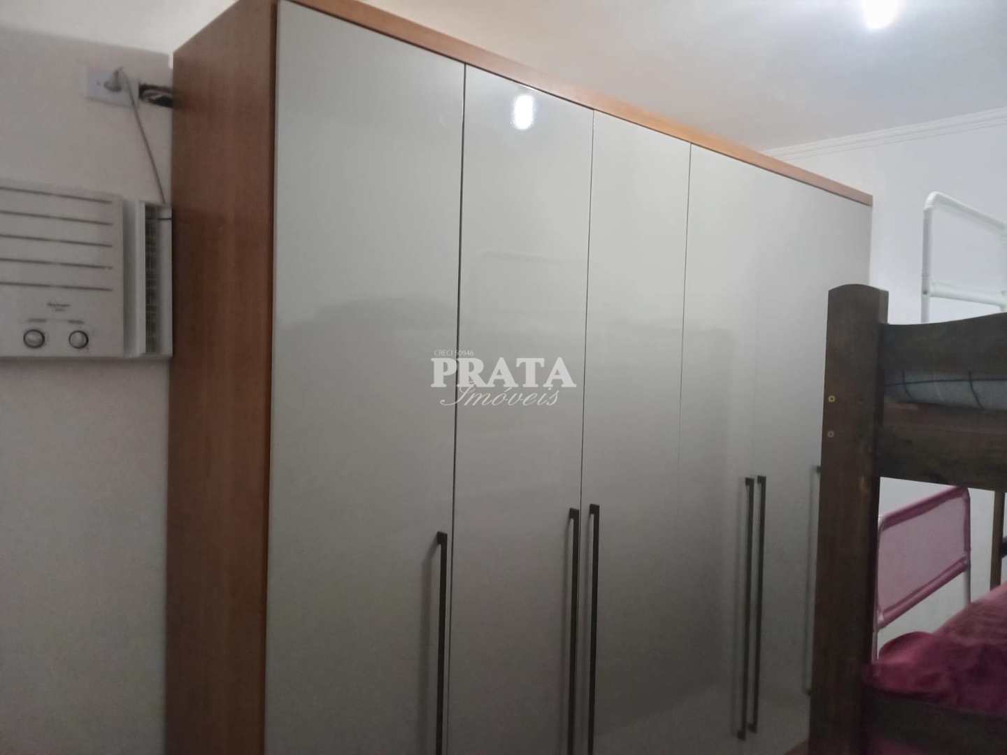 Casa à venda com 2 quartos, 75m² - Foto 12