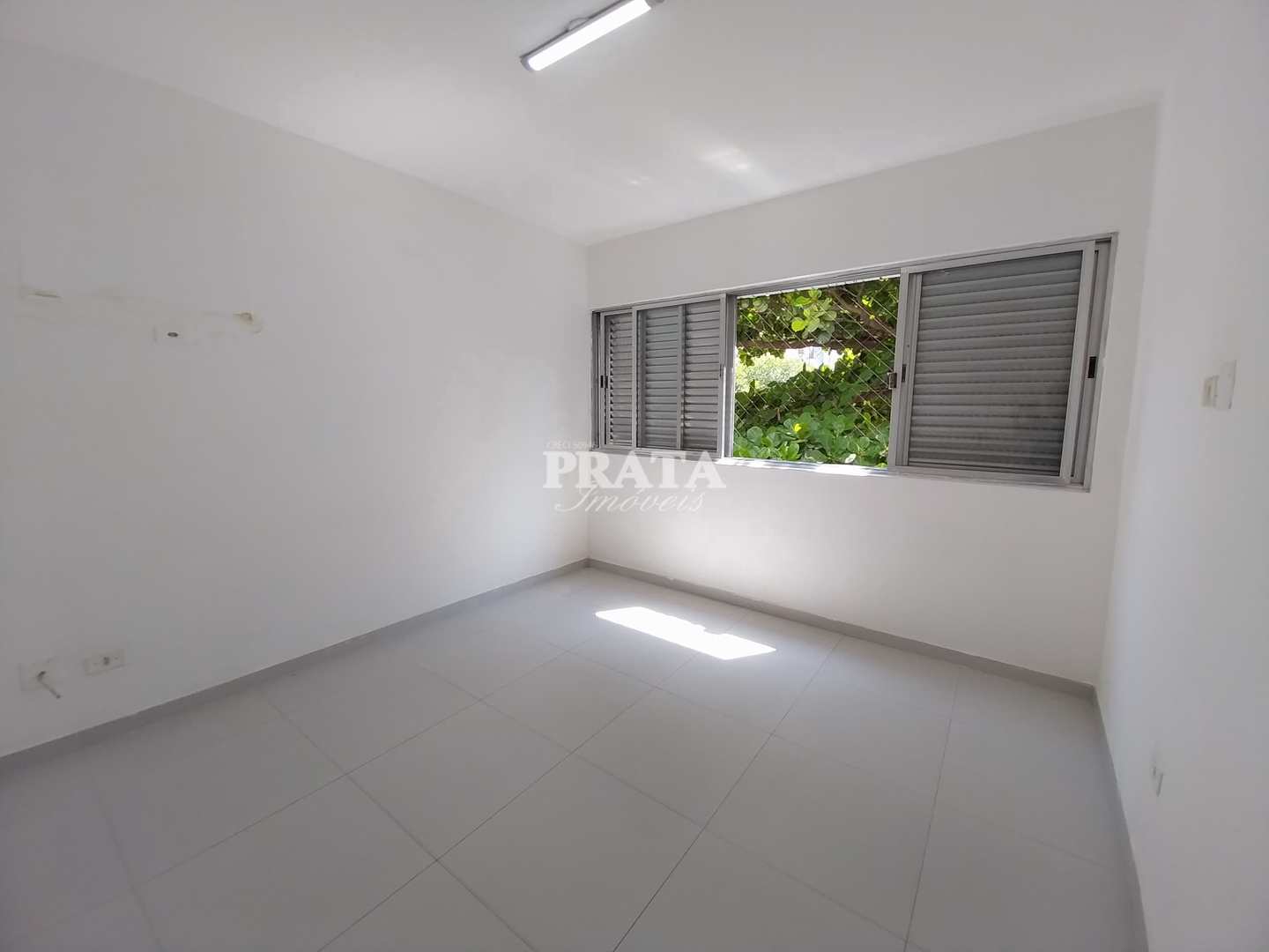 Apartamento para alugar com 2 quartos, 60m² - Foto 7
