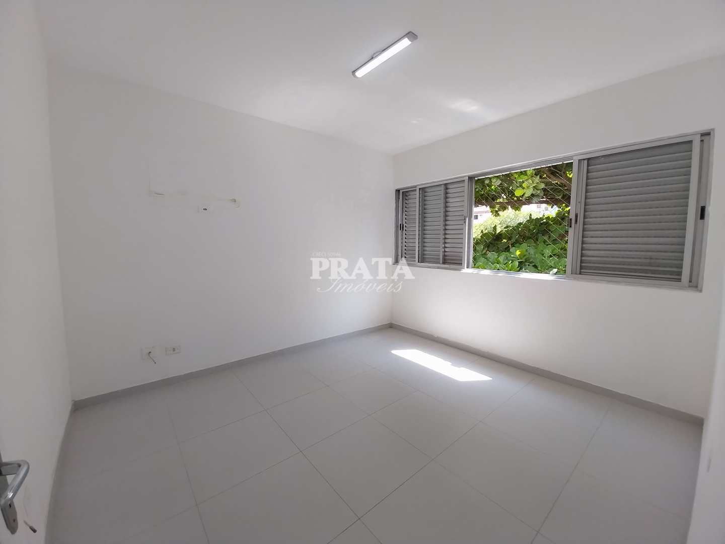 Apartamento para alugar com 2 quartos, 60m² - Foto 8