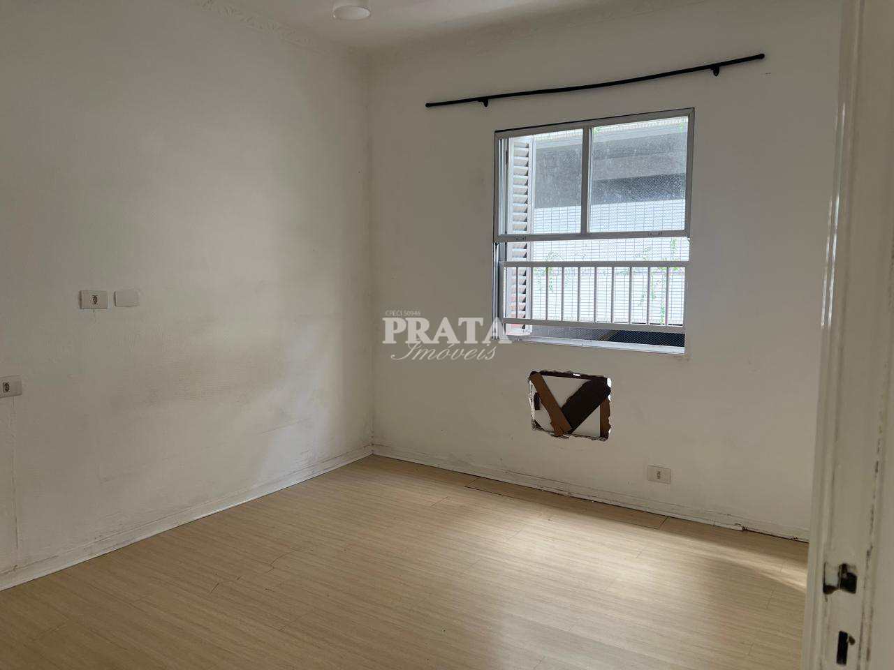 Apartamento para alugar com 2 quartos, 70m² - Foto 4