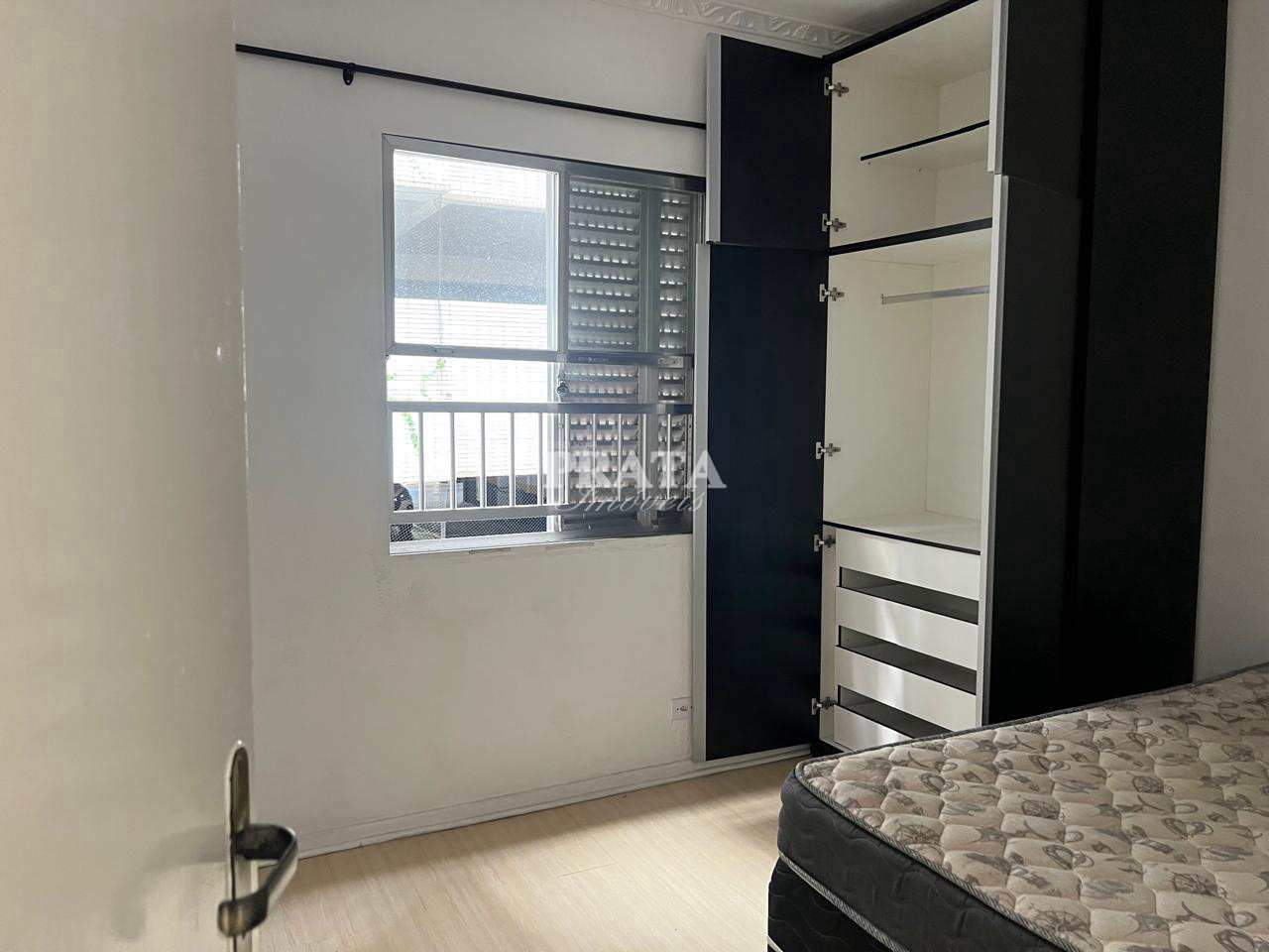 Apartamento para alugar com 2 quartos, 70m² - Foto 3