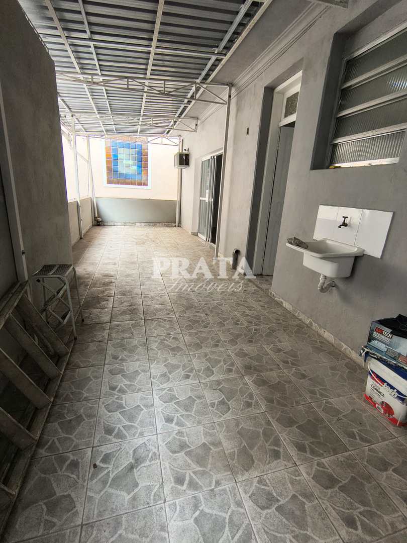 Casa para alugar com 2 quartos, 75m² - Foto 16
