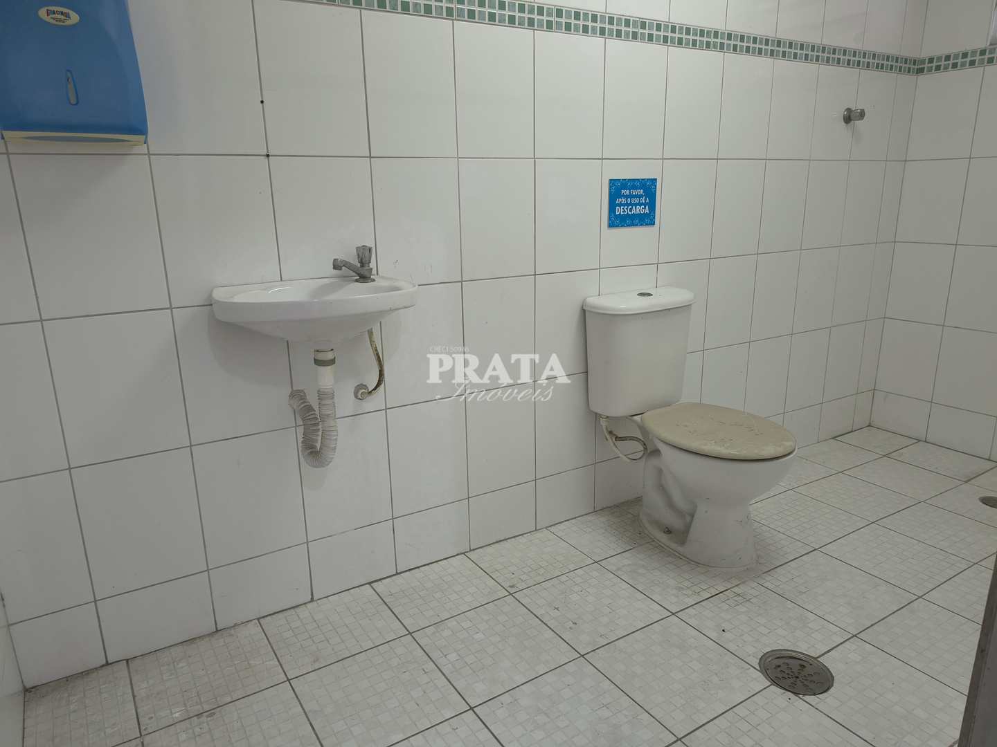 Casa para alugar com 2 quartos, 75m² - Foto 18