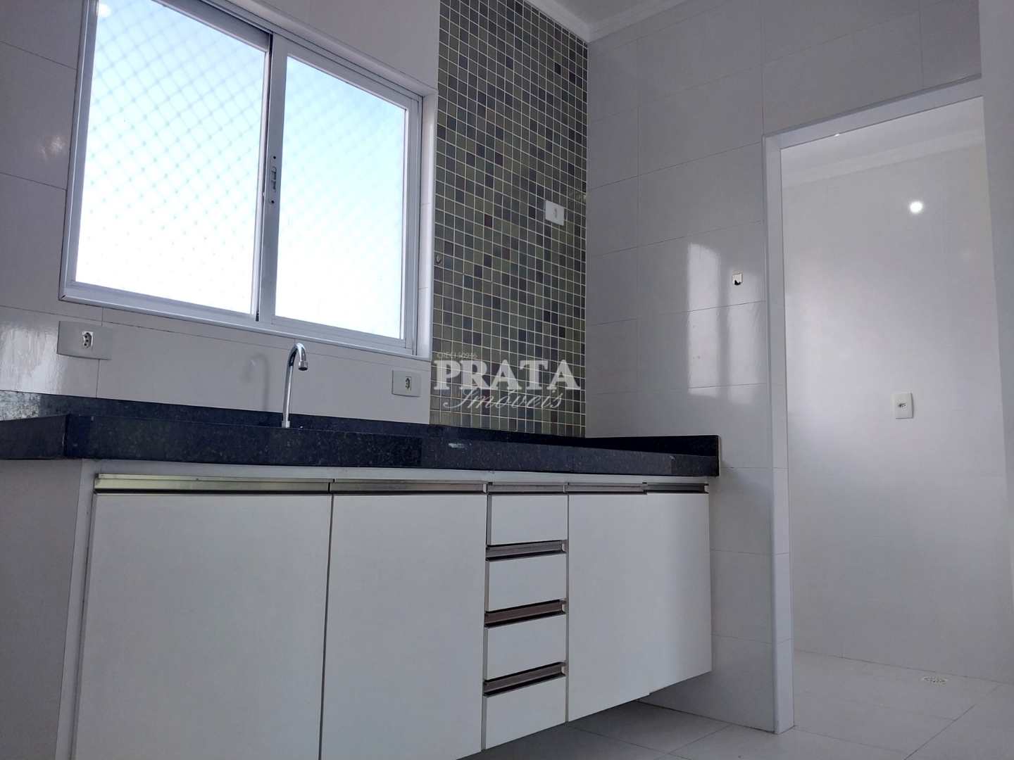 Casa para alugar com 2 quartos, 92m² - Foto 13