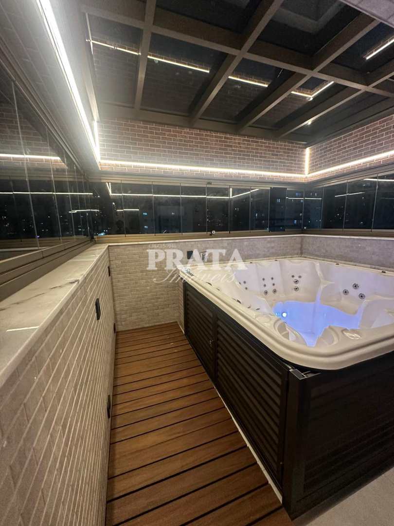 Casa à venda com 3 quartos, 250m² - Foto 2
