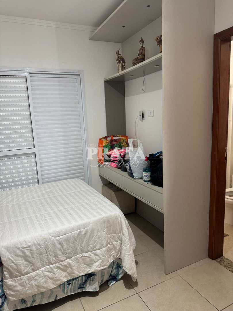 Apartamento para alugar com 3 quartos, 143m² - Foto 9