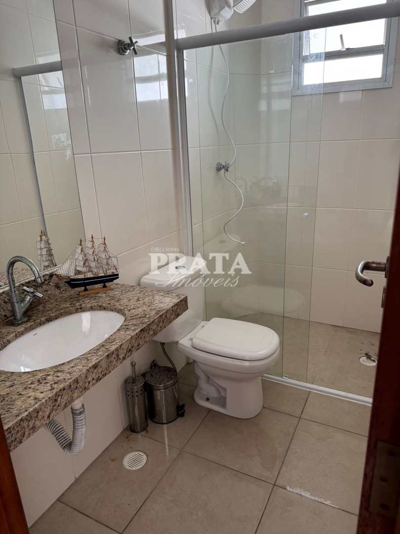 Apartamento para alugar com 3 quartos, 143m² - Foto 19
