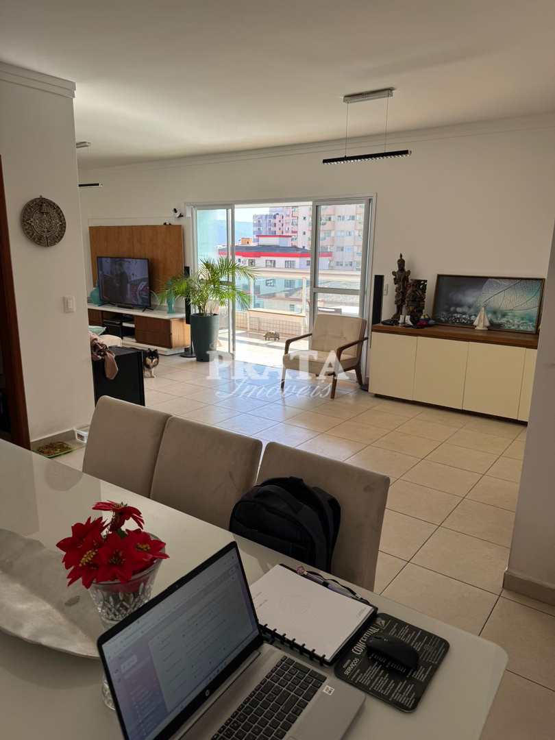 Apartamento para alugar com 3 quartos, 143m² - Foto 5