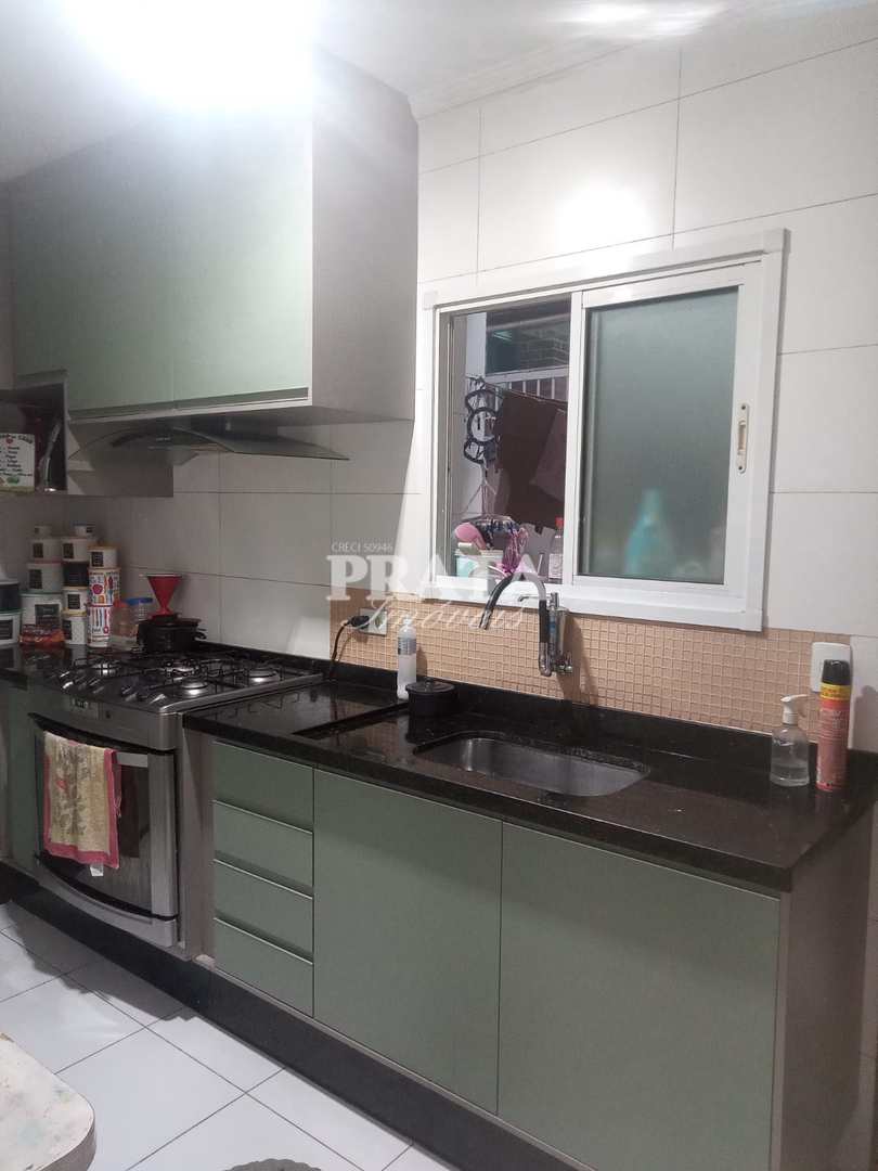 Sobrado à venda com 2 quartos, 70m² - Foto 12