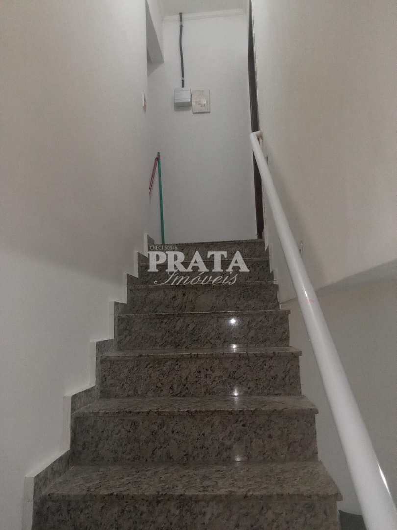 Sobrado à venda com 2 quartos, 70m² - Foto 4