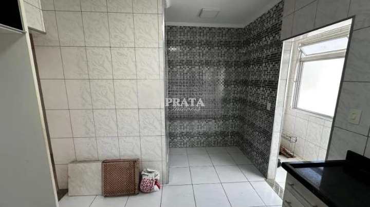 Apartamento para alugar com 2 quartos, 75m² - Foto 13