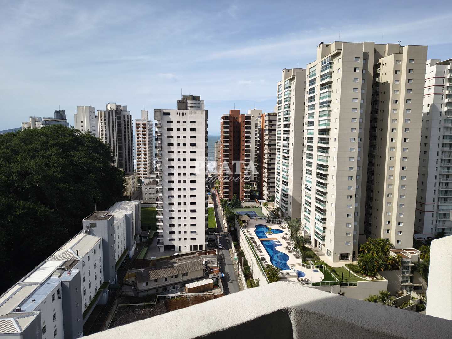 ASTÚRIAS GUARUJÁ 2 DORMITÓRIOS 1 SUÍTE 1 VAGA DE GARAGEM