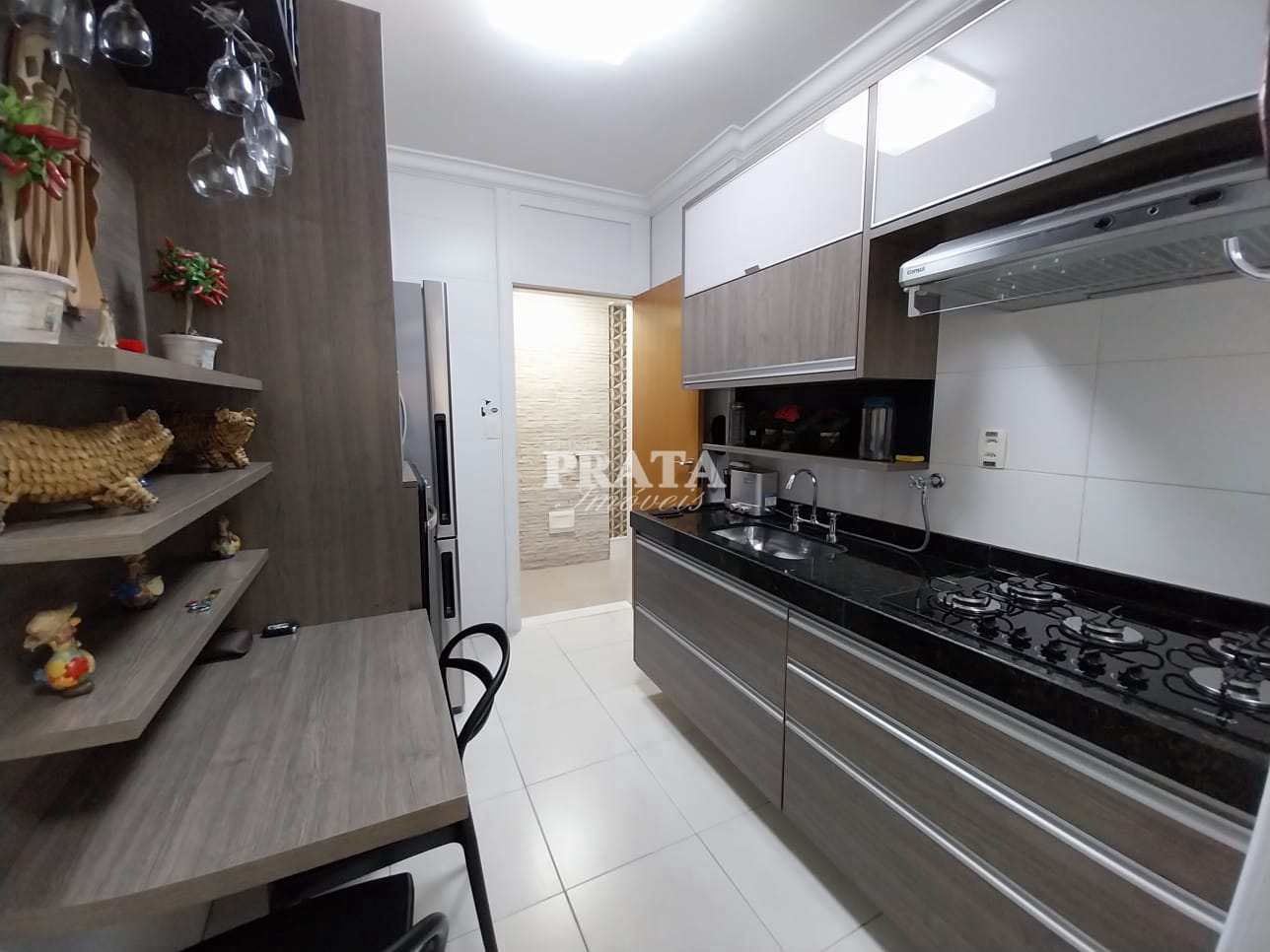 Apartamento à venda com 2 quartos, 80m² - Foto 17