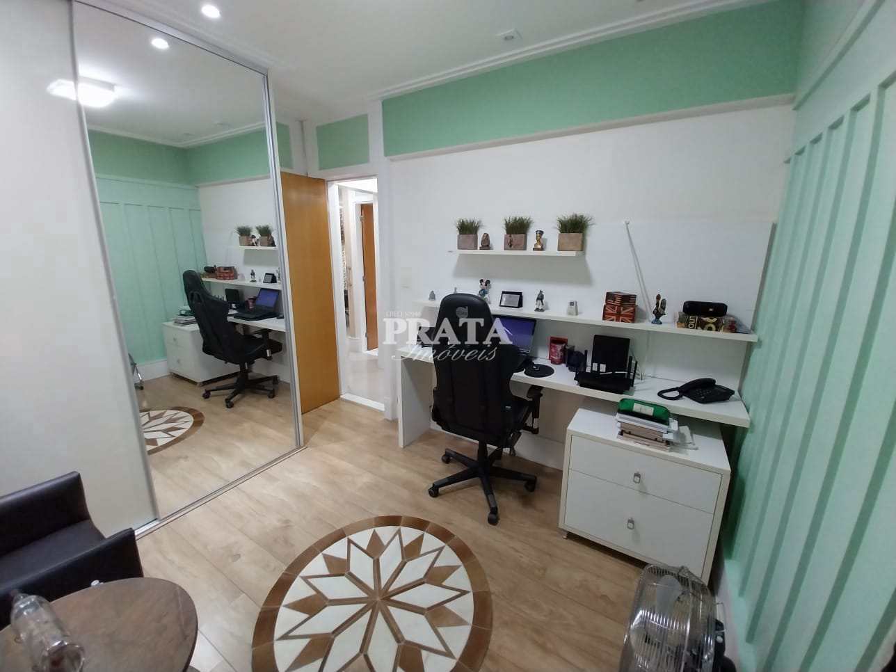 Apartamento à venda com 2 quartos, 80m² - Foto 13