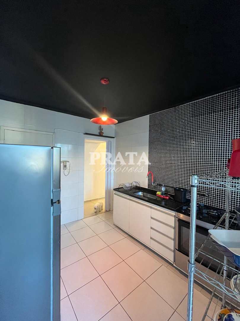 Apartamento à venda com 2 quartos, 70m² - Foto 32