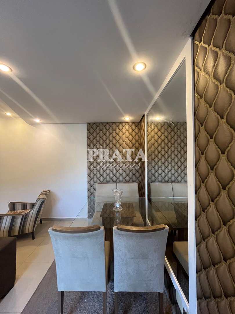 Apartamento à venda com 2 quartos, 70m² - Foto 9