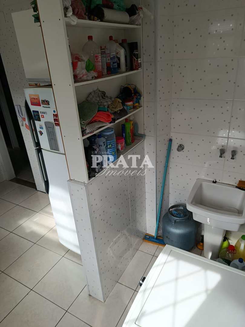 Apartamento à venda com 2 quartos, 70m² - Foto 17