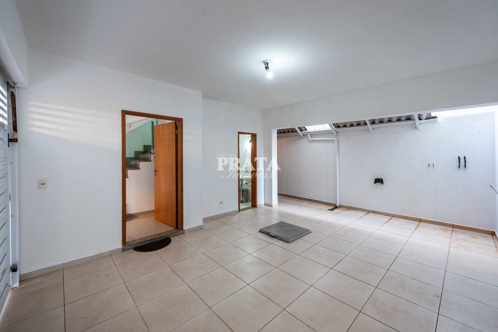Sobrado para alugar com 3 quartos, 133m² - Foto 1