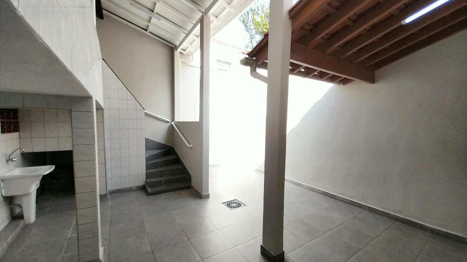 Sobrado à venda com 2 quartos, 67m² - Foto 30