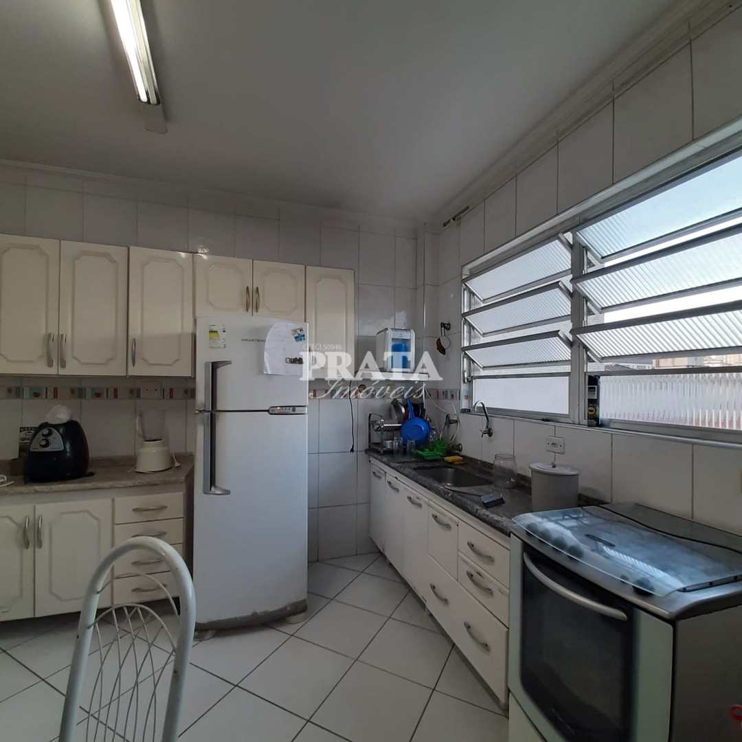 Apartamento à venda com 2 quartos, 104m² - Foto 11