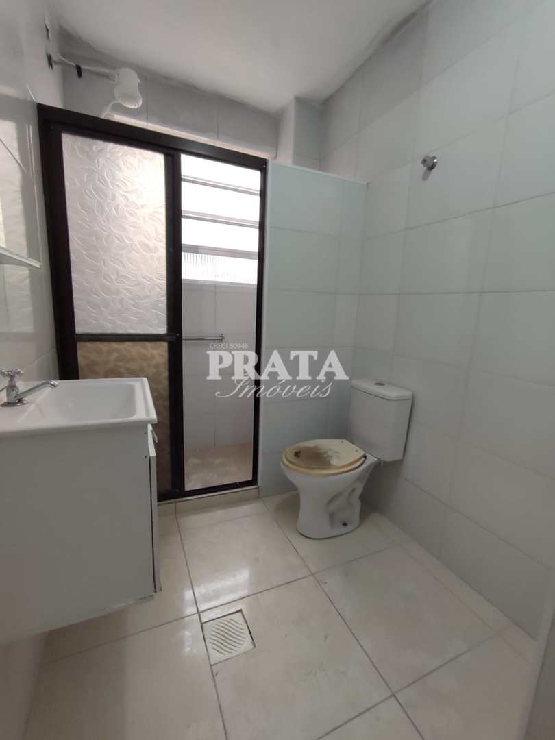 Apartamento para alugar com 2 quartos, 70m² - Foto 12