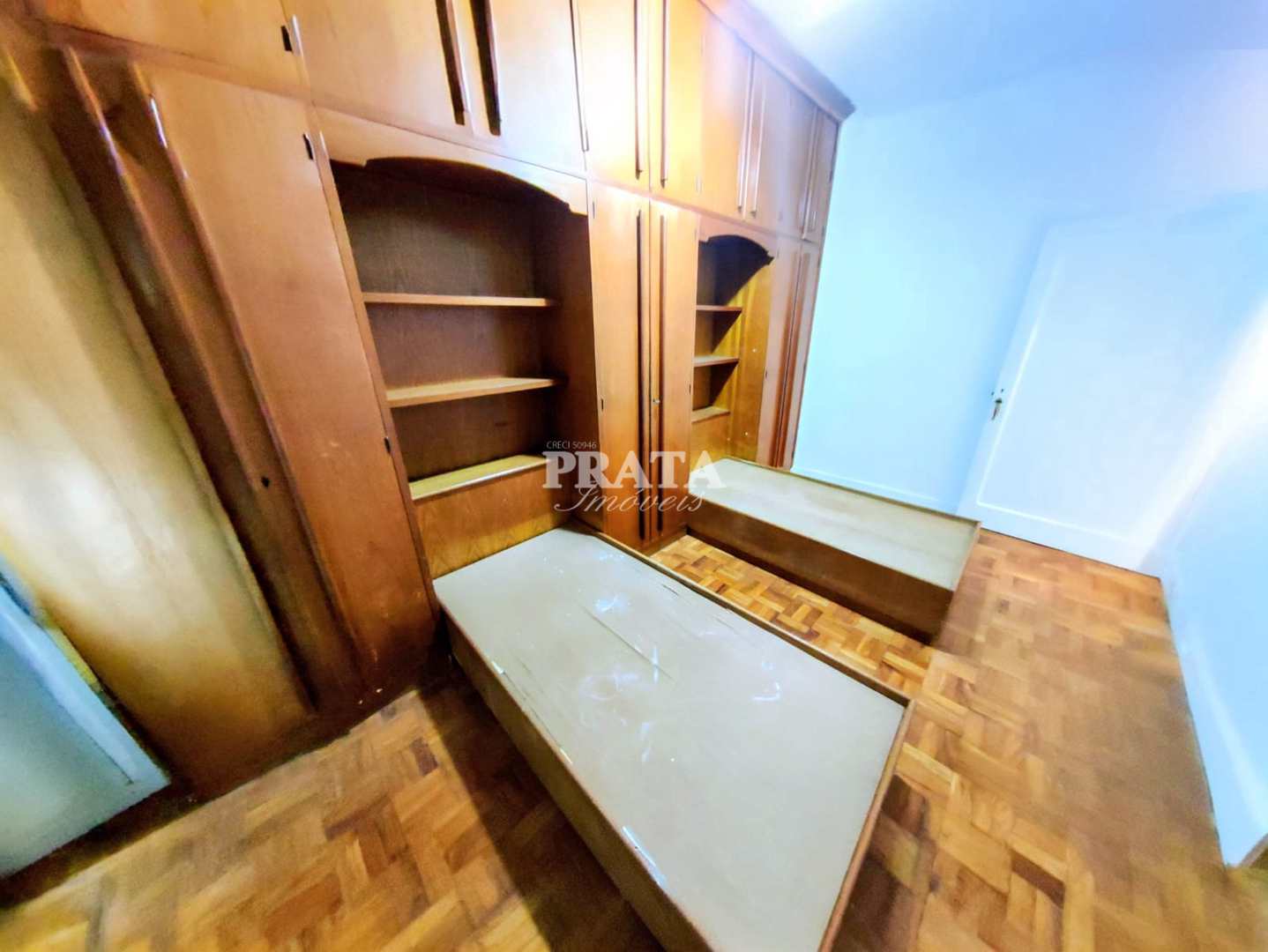Apartamento para alugar com 2 quartos, 70m² - Foto 4