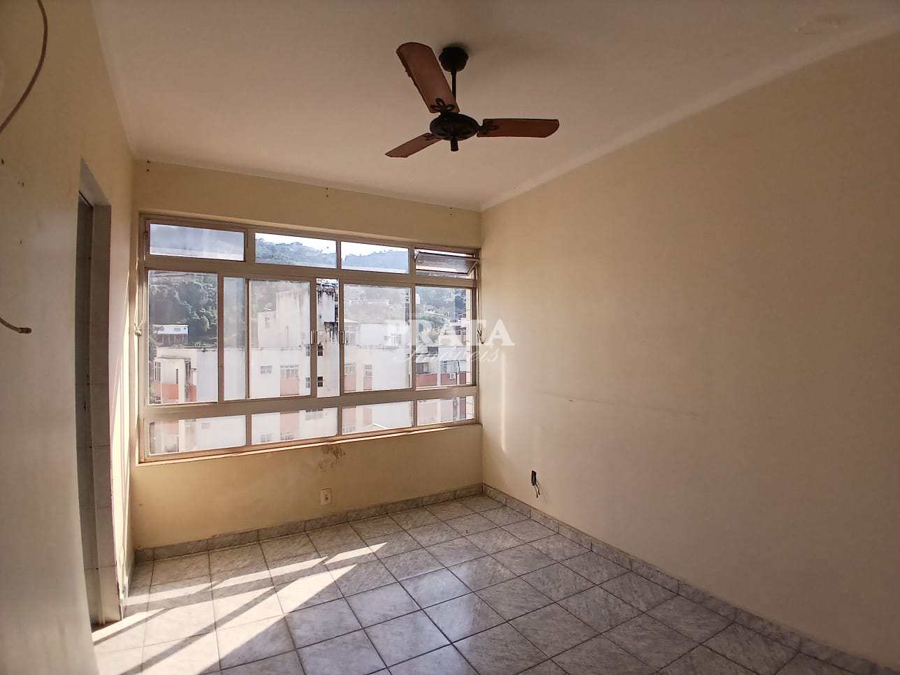 JOSÉ MENINO SANTOS 1 DORMITÓRIO 1 VAGA GARAGEM PRÓXIMO À PRAIA