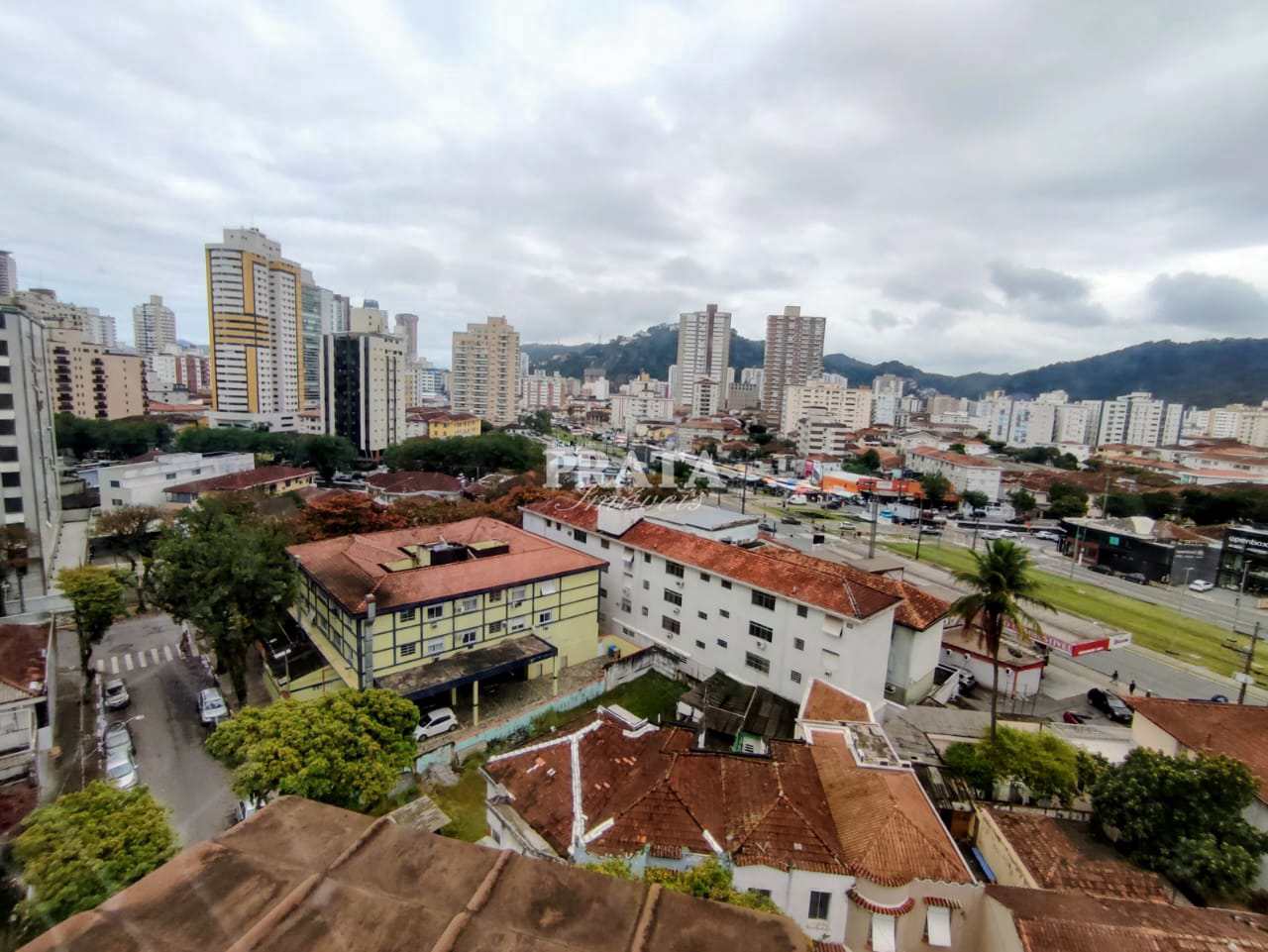 Apartamento para alugar com 2 quartos, 90m² - Foto 1