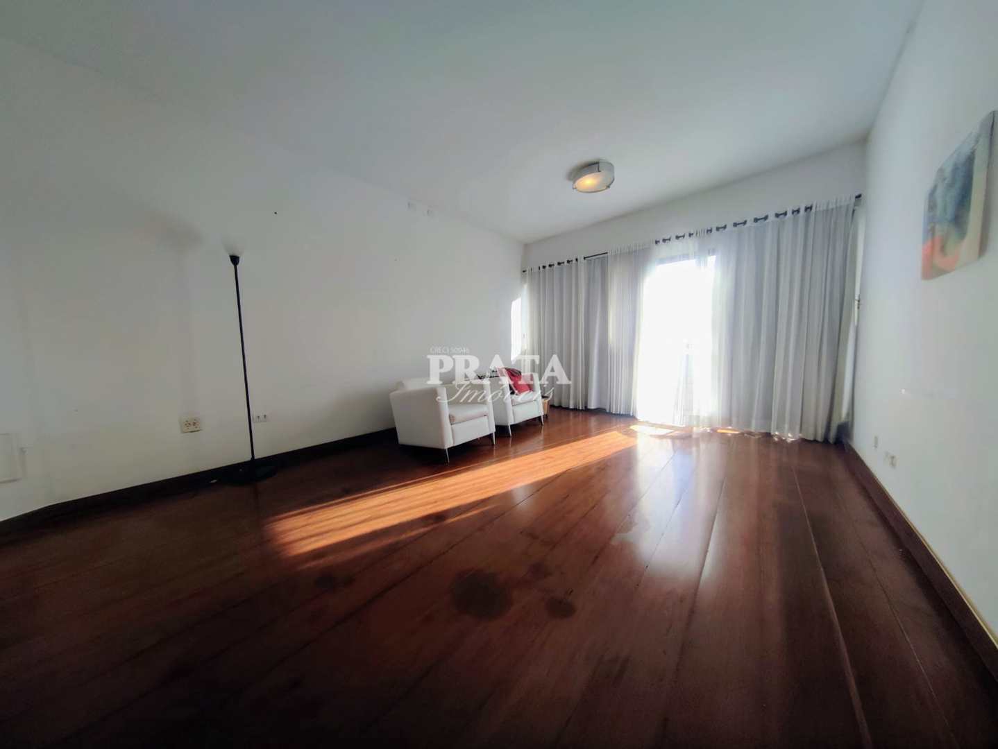 Apartamento para alugar com 3 quartos, 170m² - Foto 3