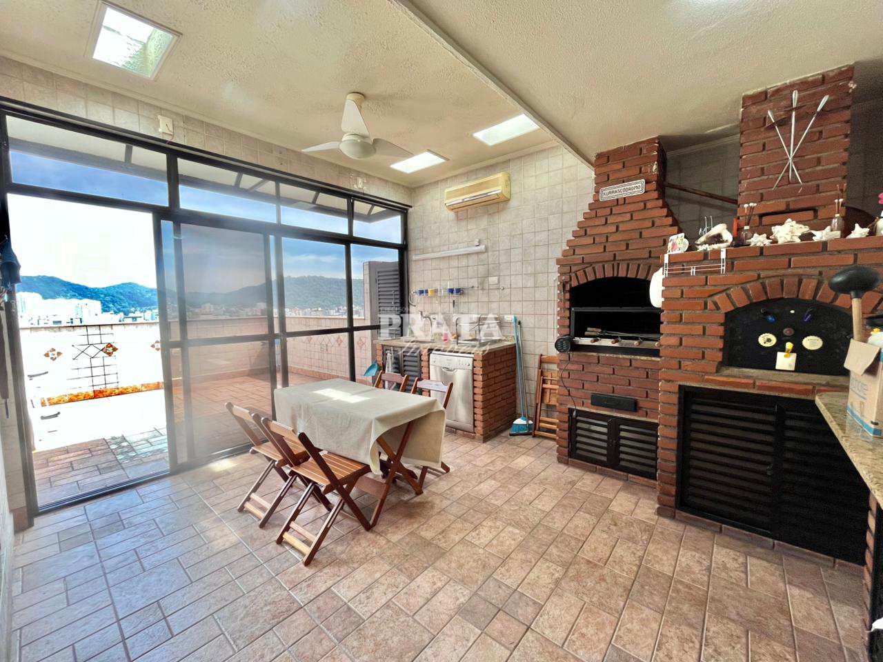 Cobertura à venda com 2 quartos, 332m² - Foto 2