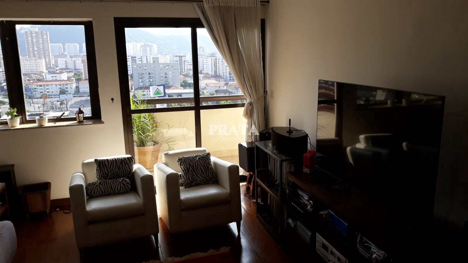 Apartamento à venda com 3 quartos, 170m² - Foto 1