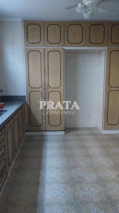 Casa para alugar com 4 quartos, 215m² - Foto 15