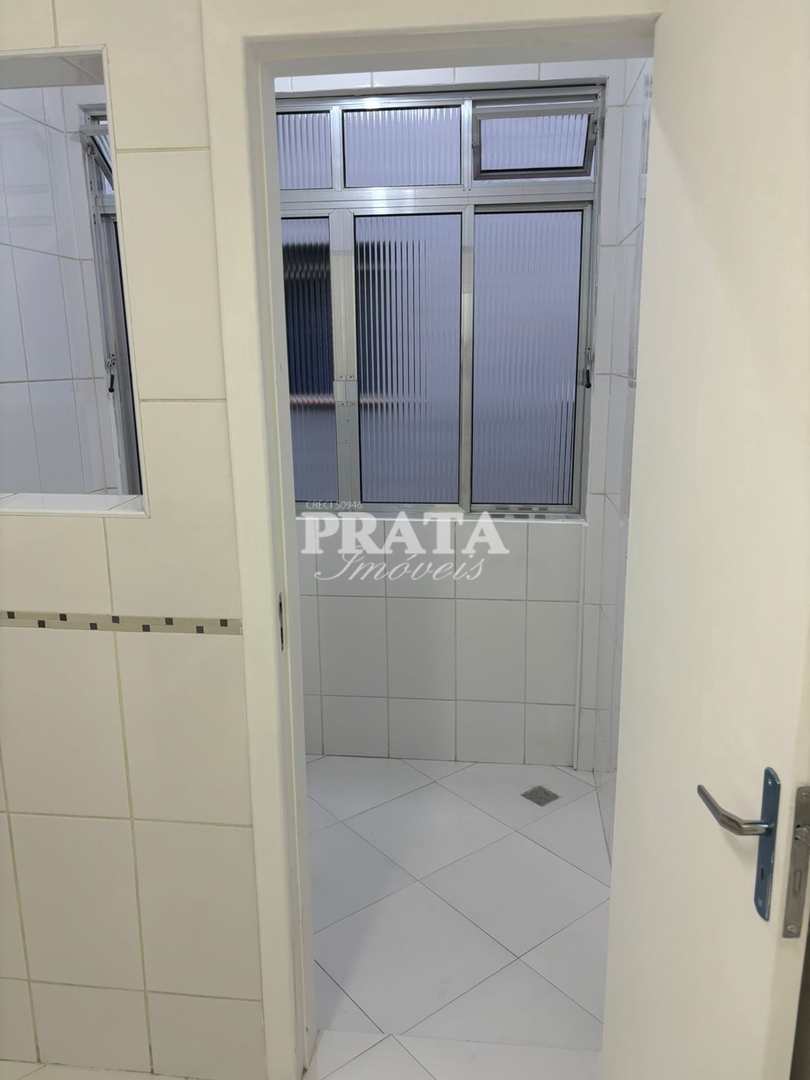 Apartamento para alugar com 2 quartos, 70m² - Foto 12
