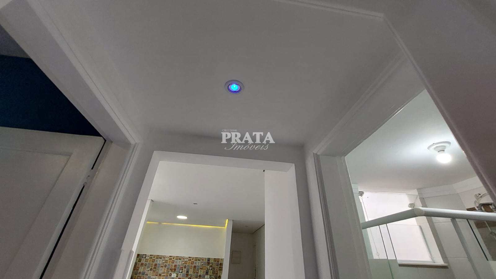 Apartamento para alugar com 2 quartos, 70m² - Foto 23