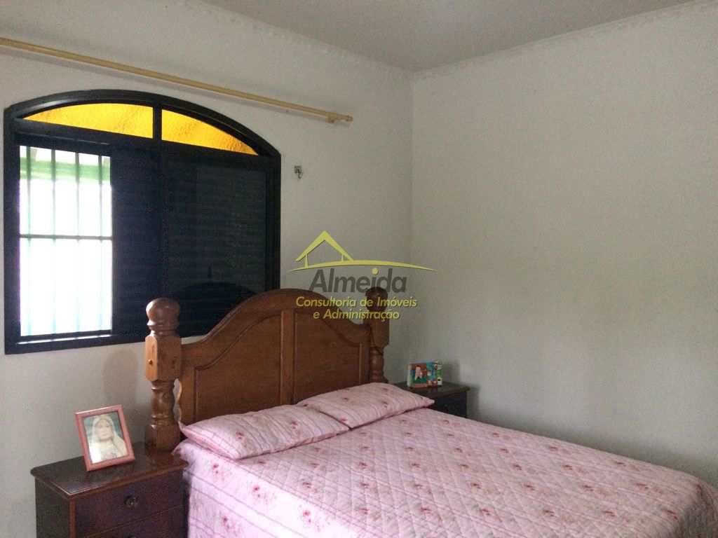 Sobrado à venda com 4 quartos, 160m² - Foto 4