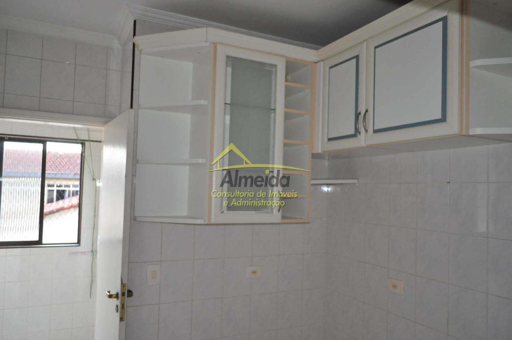 Apartamento à venda com 3 quartos, 95m² - Foto 1