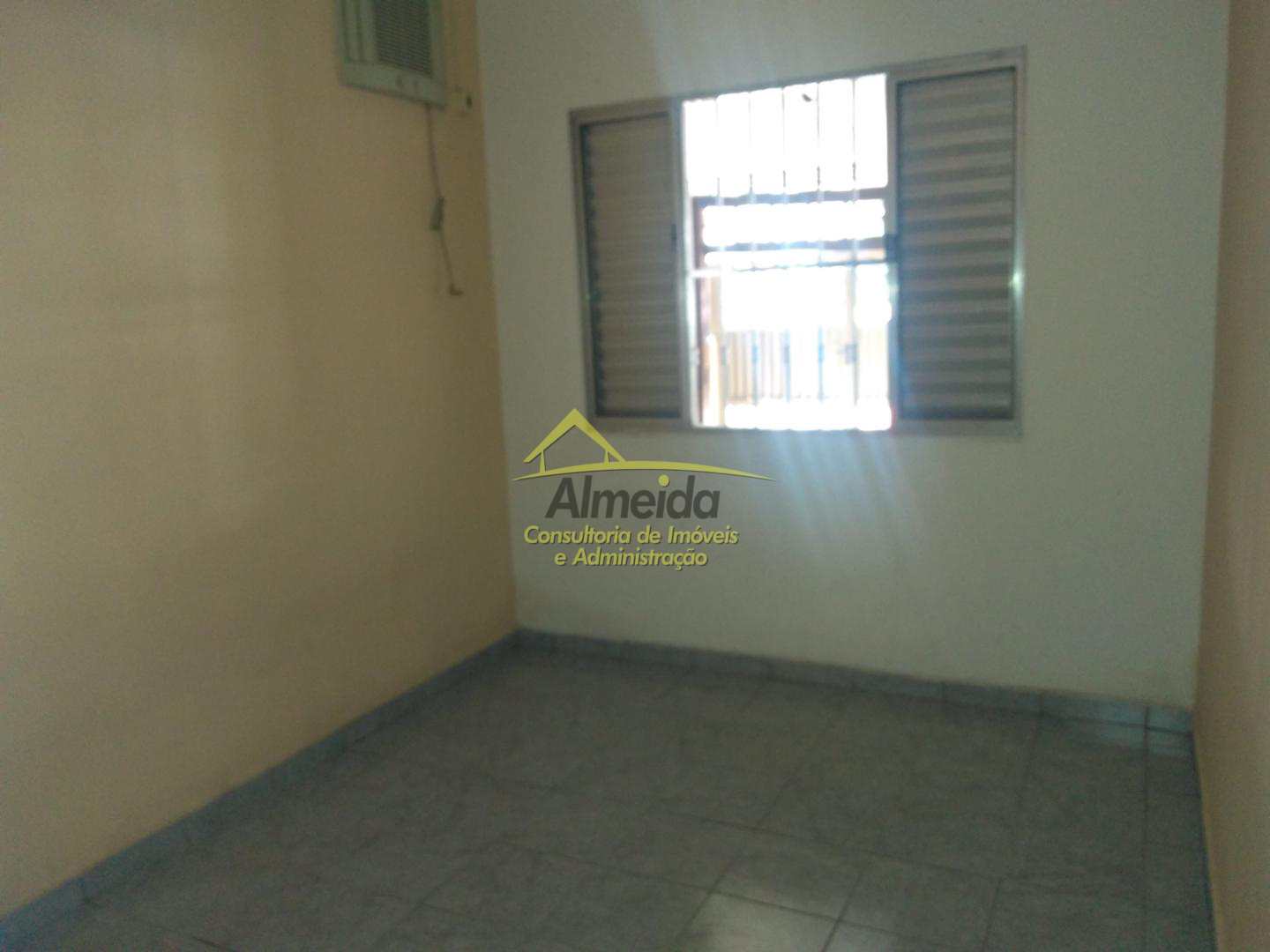 Casa à venda com 3 quartos, 112m² - Foto 12