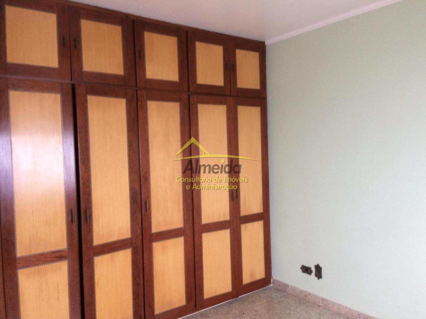 Sobrado à venda com 5 quartos, 295m² - Foto 11