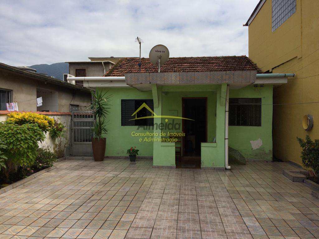 Casa com 3 dorms, Parque Fernando Jorge, Cubatão - R$ 365 