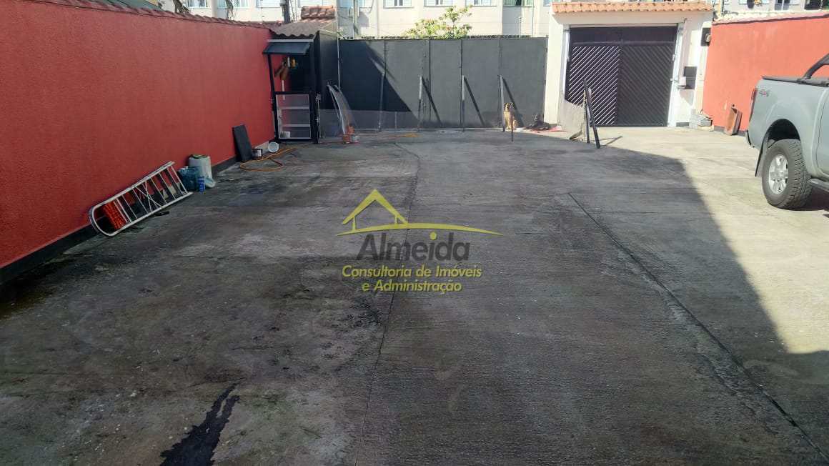 Casa à venda com 2 quartos, 300m² - Foto 11