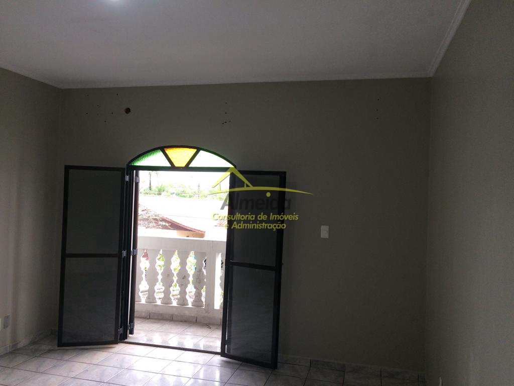 Sobrado à venda com 3 quartos, 152m² - Foto 1