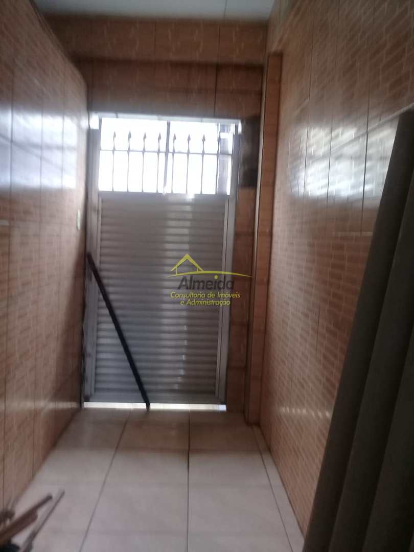 Casa à venda com 4 quartos, 100m² - Foto 8