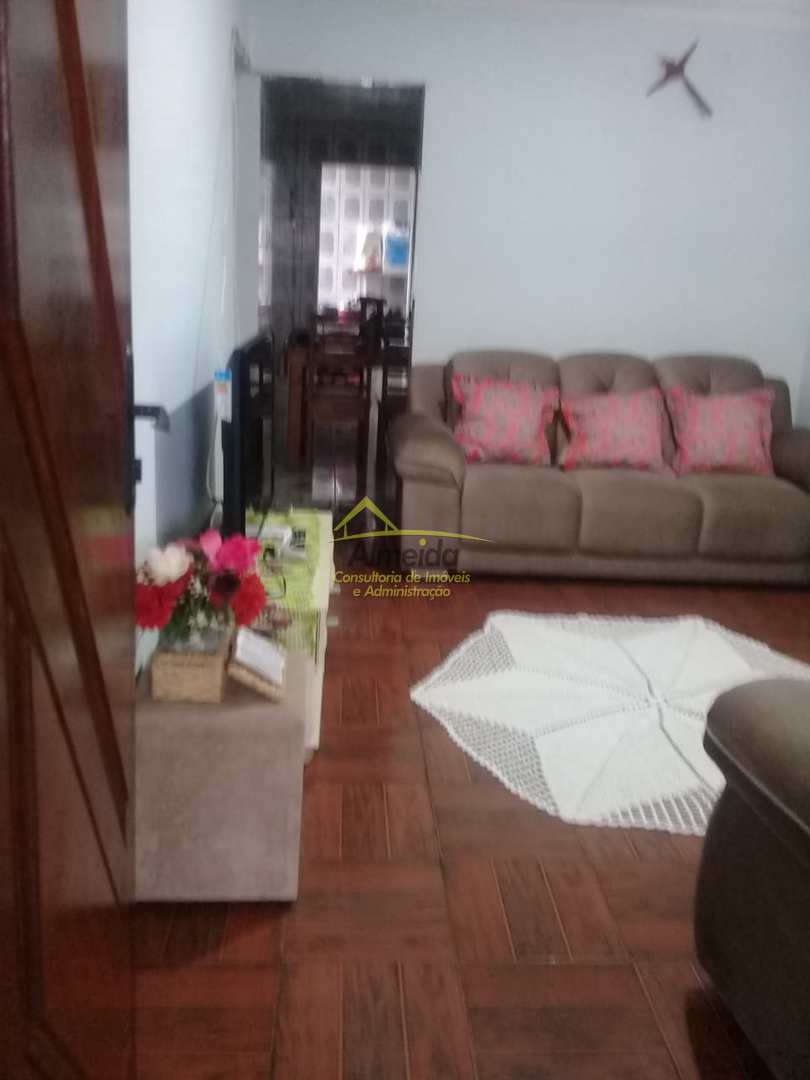 Casa à venda com 4 quartos, 100m² - Foto 14