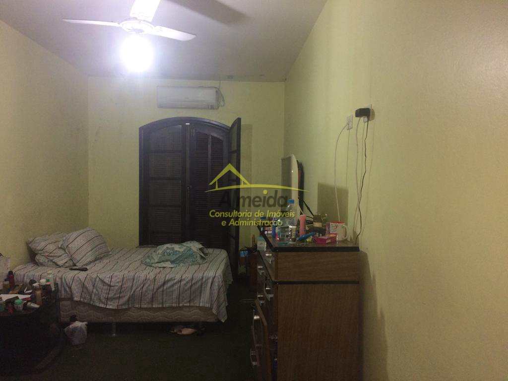 Sobrado à venda com 3 quartos, 198m² - Foto 18