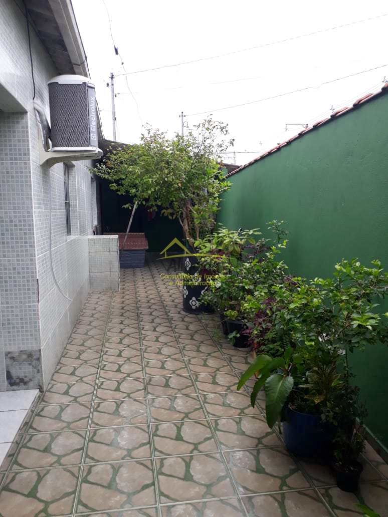 Casa à venda com 2 quartos, 80m² - Foto 17