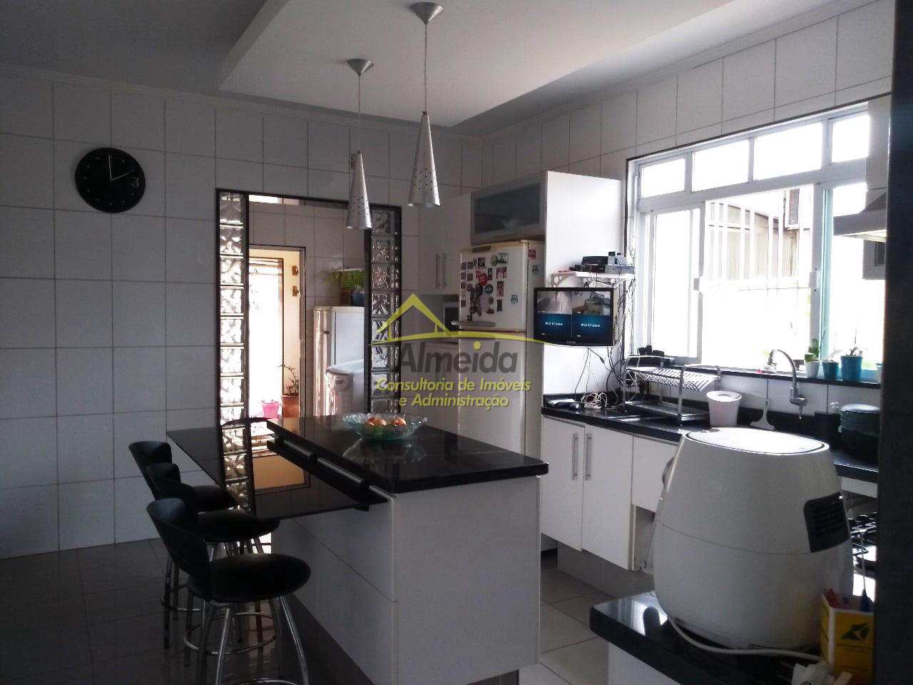 Sobrado à venda com 3 quartos, 150m² - Foto 5