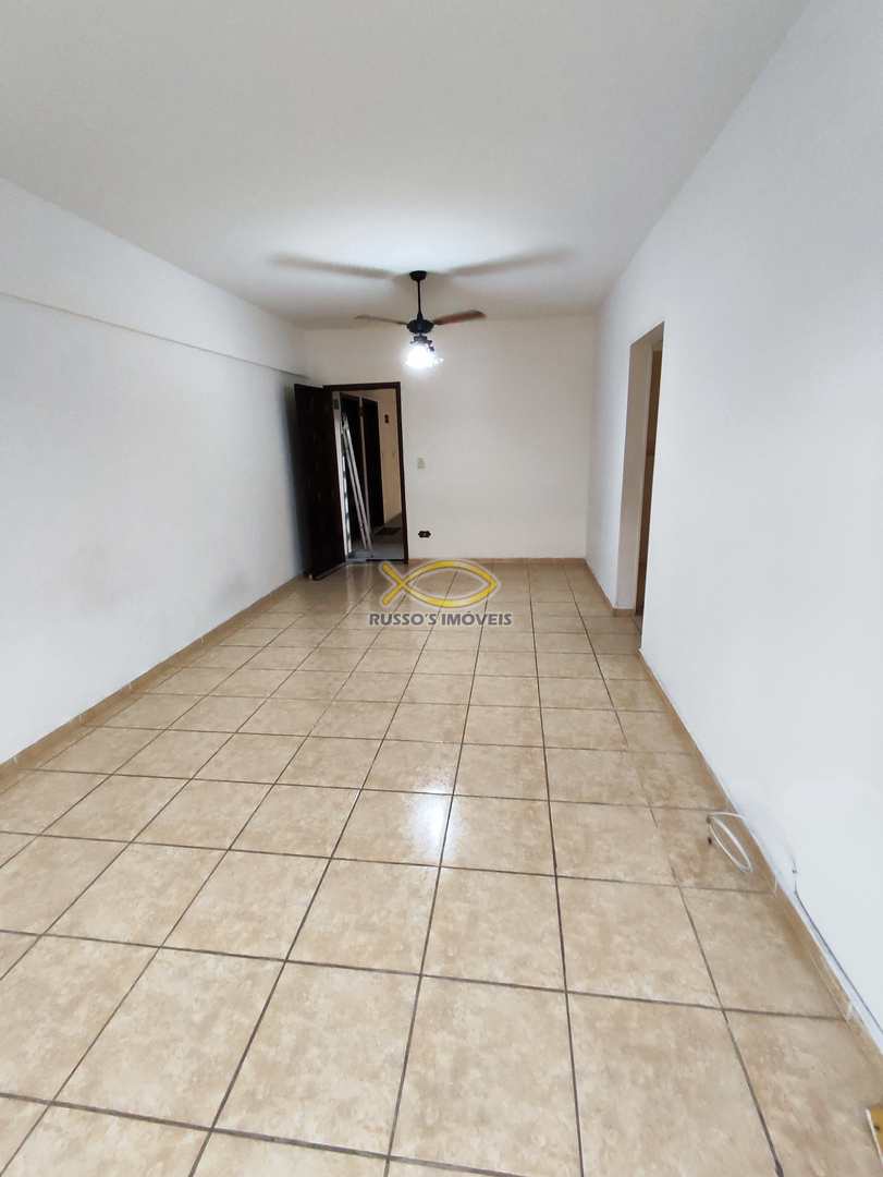 Apartamento à venda com 2 quartos, 70m² - Foto 2