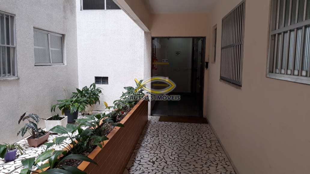 Apartamento à venda com 2 quartos, 70m² - Foto 12