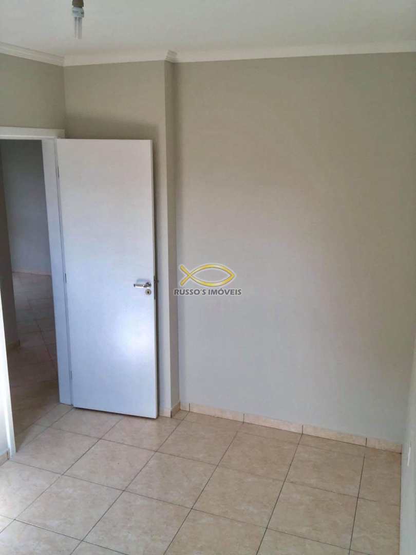 Apartamento à venda com 2 quartos, 75m² - Foto 13