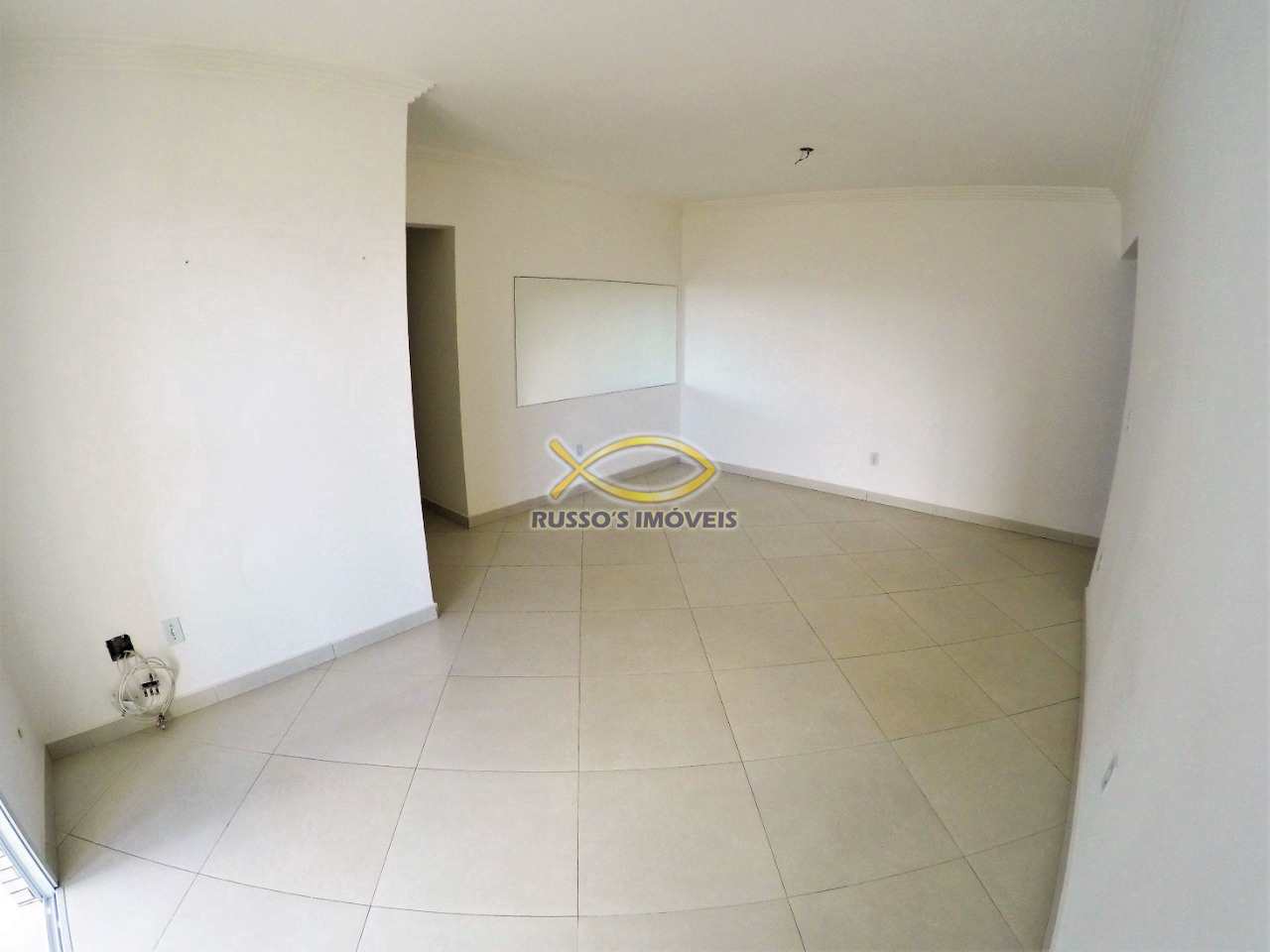 Apartamento à venda com 3 quartos, 105m² - Foto 2